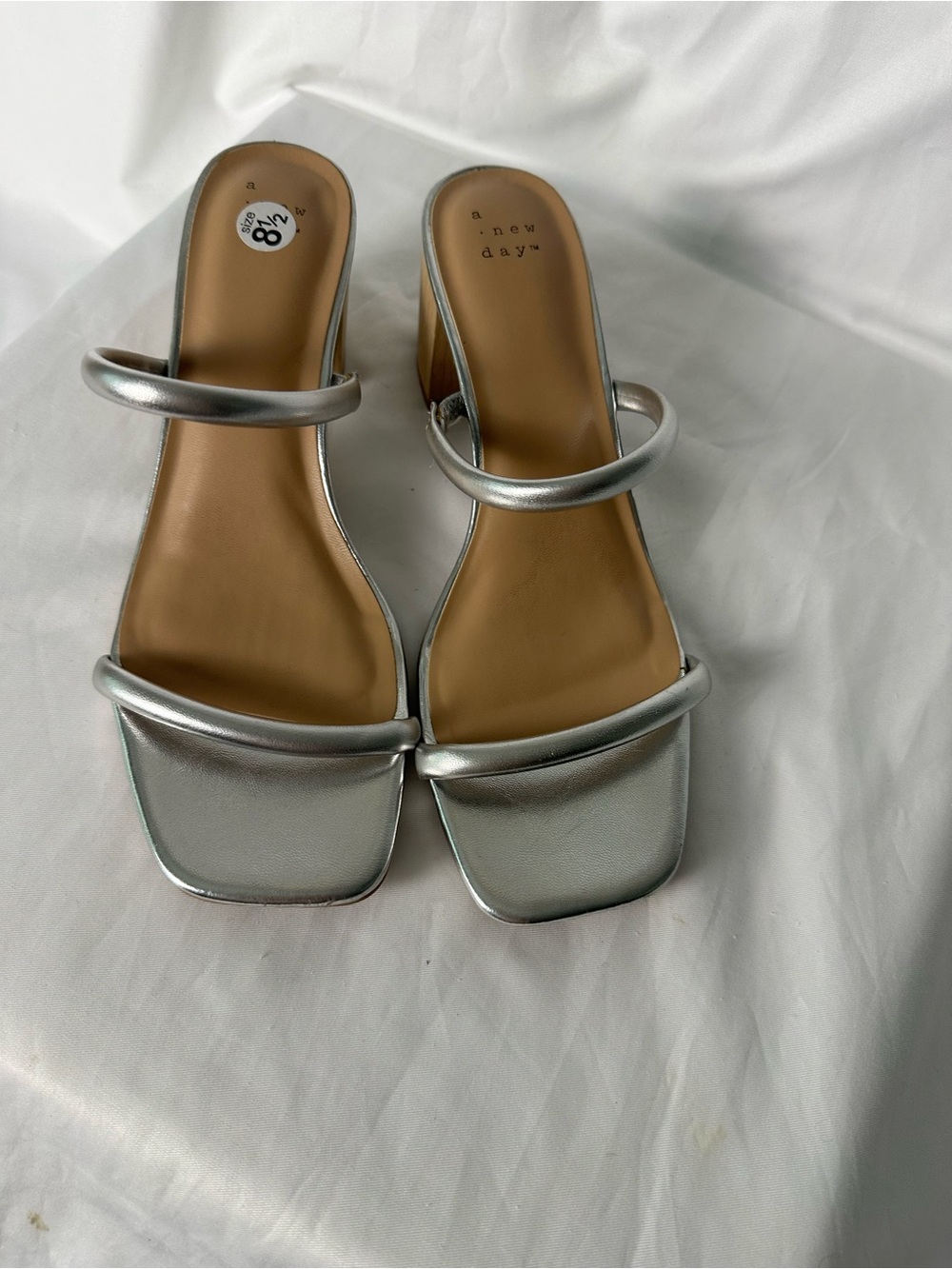 New Day Silver Block Heel Slide Sandals Womens US 8.5W Metallic